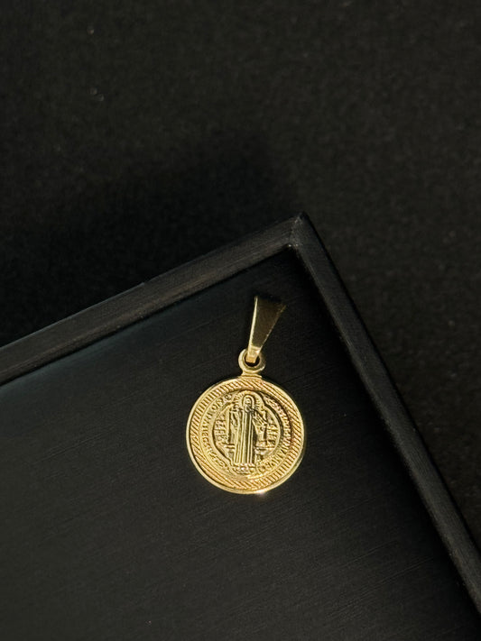 Dije San Benito Pequeño