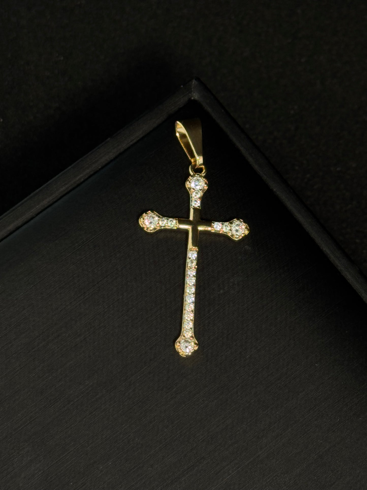 Dije Cruz Circones Mediano