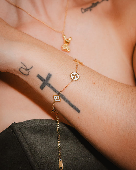 Pulsera LV Trébol Blanca